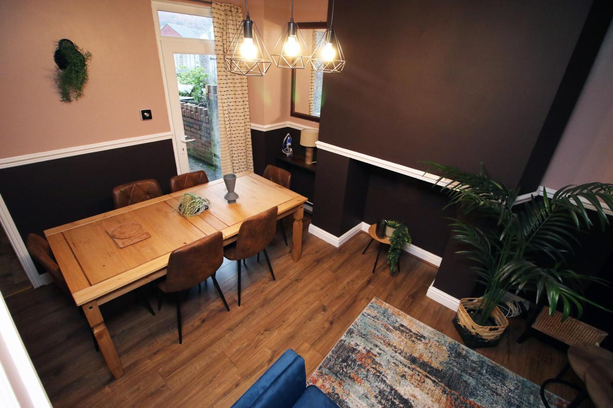 Cosy 3Br Home, Scenic Views, Ideal For Walks & Work Abertillery Exterior foto
